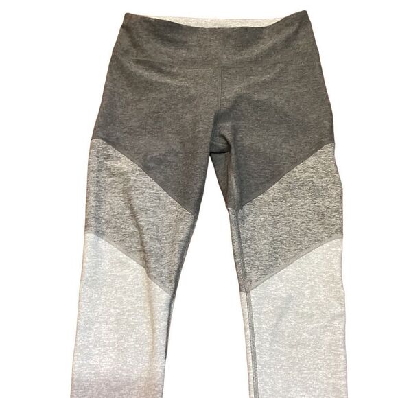 Outdoor Voices Color Block Springs 7/8 Legging Size Medium - Picture 5 of 9